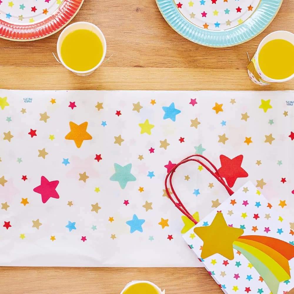 Simple Shooting Star Birthday Box - 8 guests