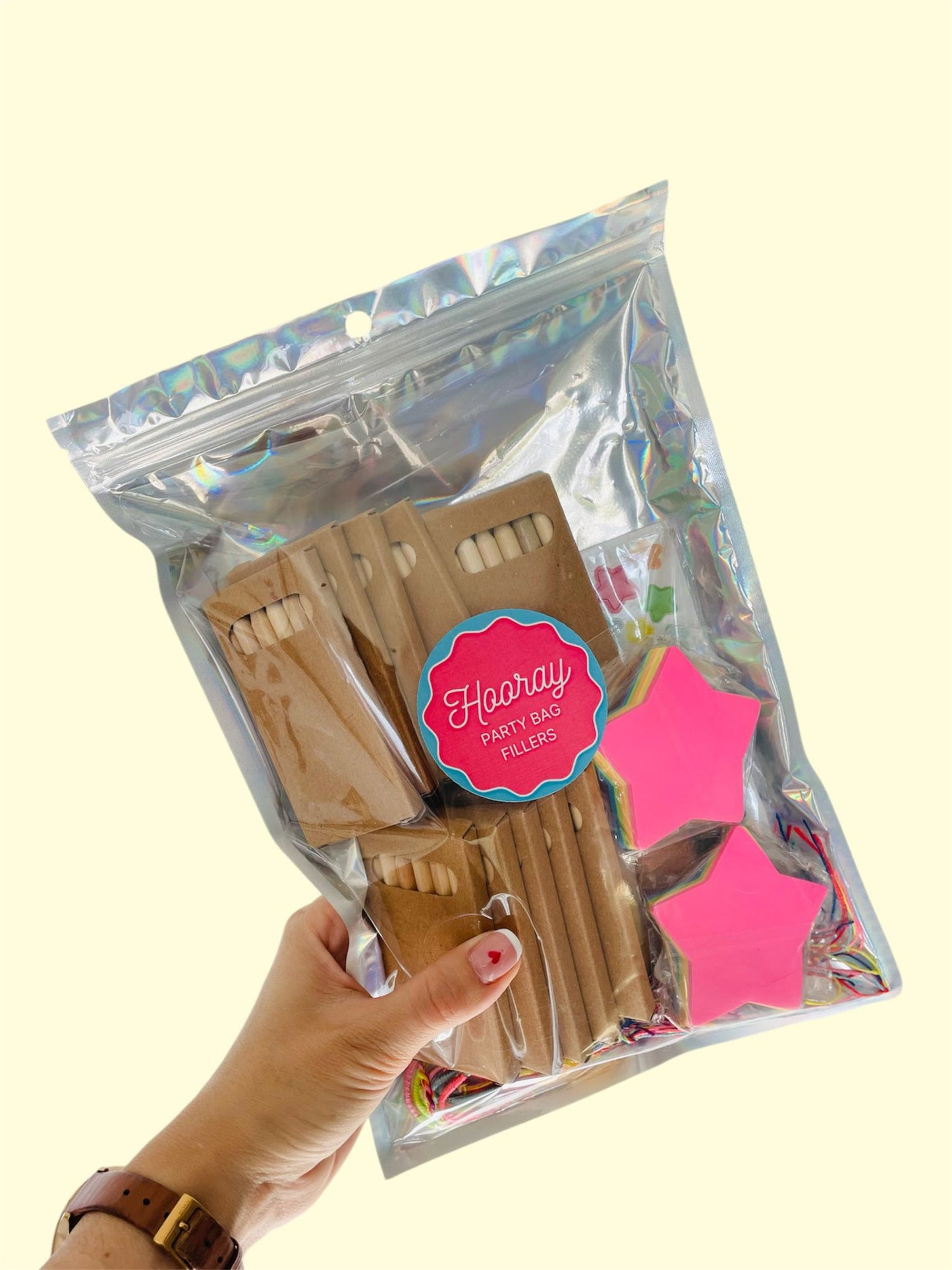 6 Pastel Party Bags (with 5 fillers)
