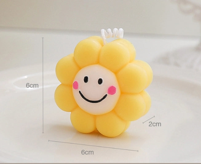 Smiley Sunflower Candle (Yellow)